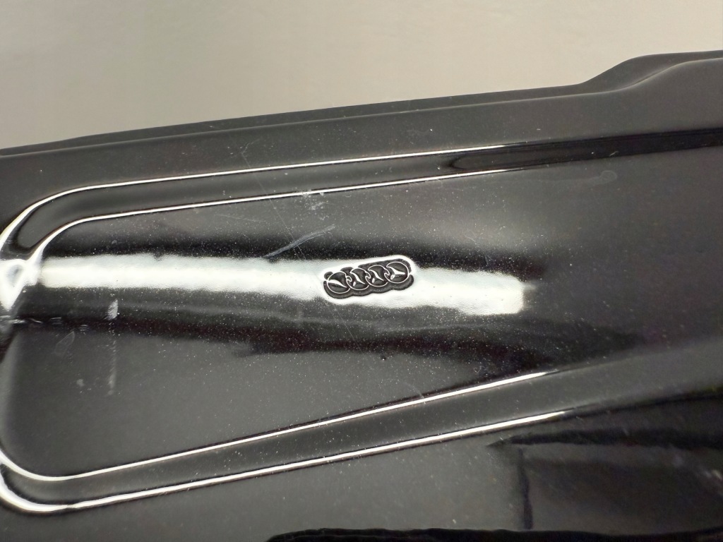 Audi a5 8w6 s-line крыло  правый  перед 8w6821092 хороший Киев