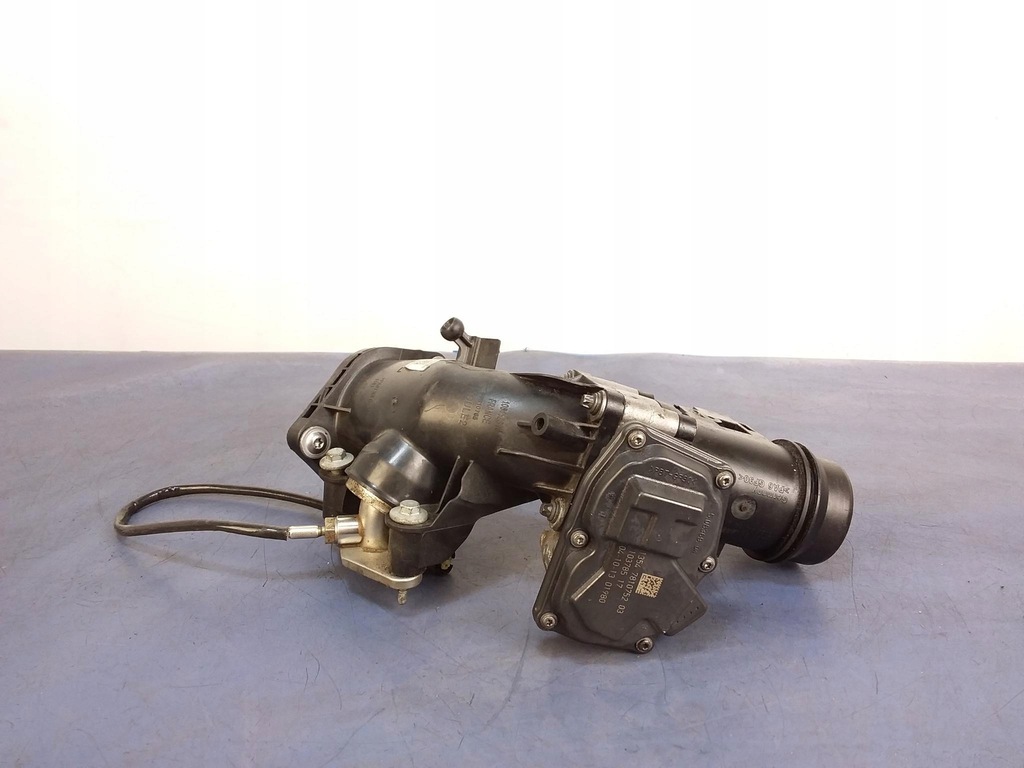 фото №1, Bmw 4 f32 f33 f36 2.0 d дроссельная заслонка колено