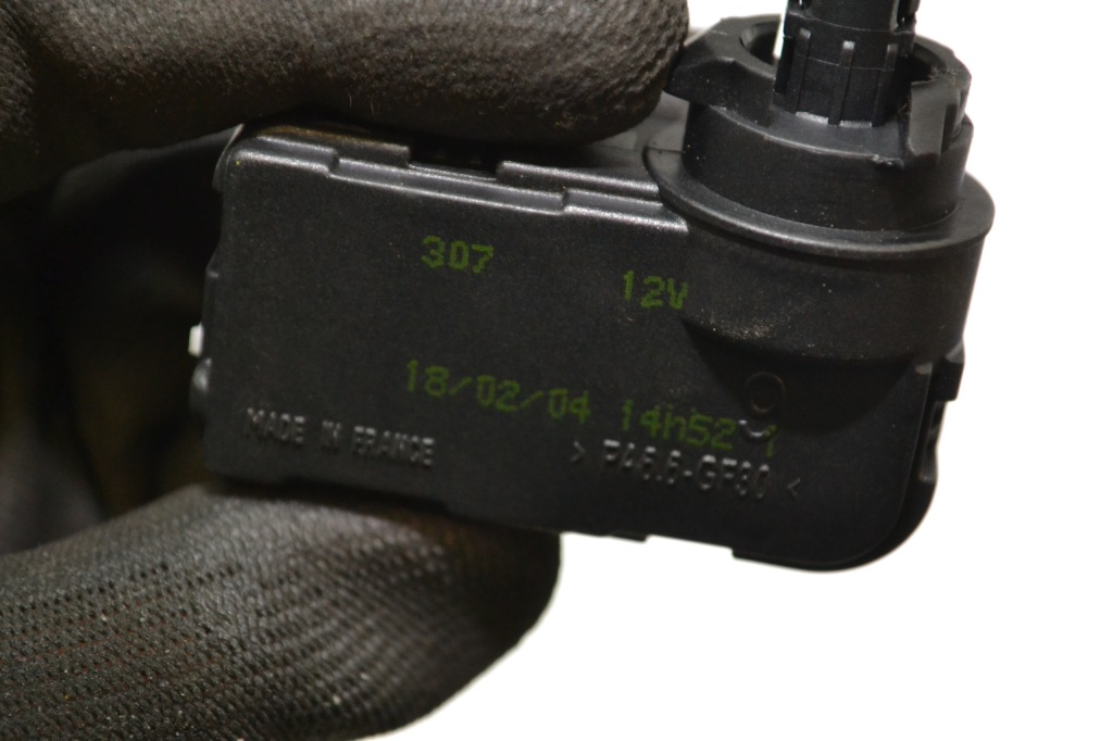 Peugeot 307 моторчик регулировки света фара перед передний Недорого