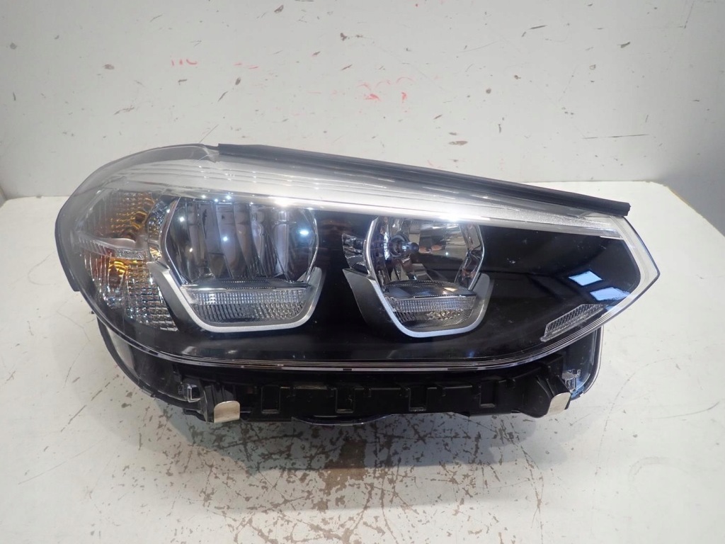 Купить Фара перед правый  bmw x1 g01 g4 g02 2017- led