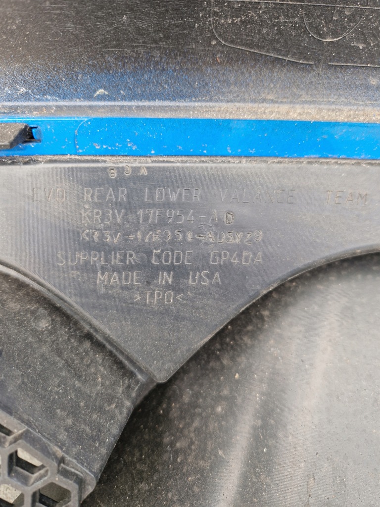 Ford mustang vi gt shelby бампер задняя Доставка