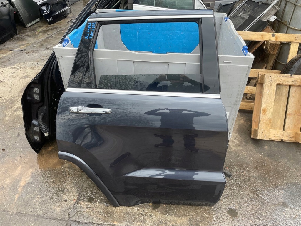 фото №1, Jeep grand cherokee wk2 lift дверь задняя задние правое полный