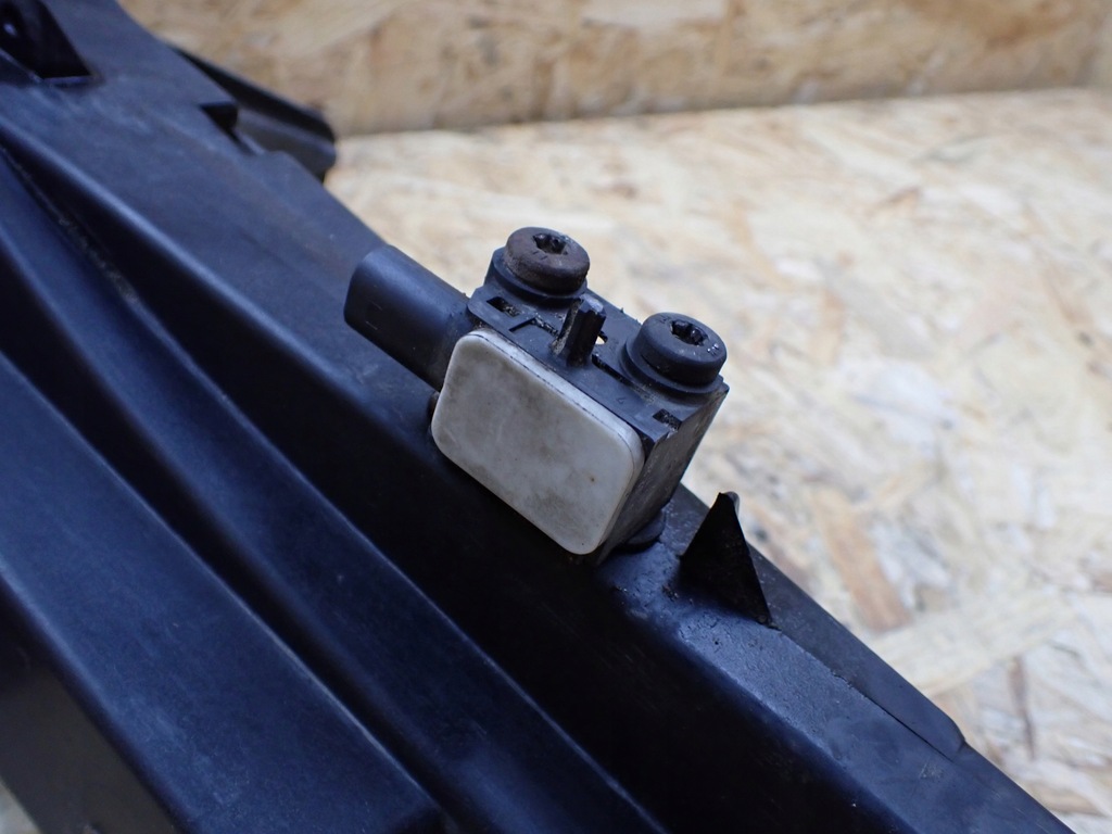 фото №7, Напрямна кронштейн крила датчик правий bmw x5 e70 europa 7157984 9152262