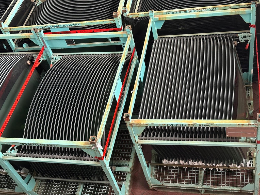 фото №8, Стекло передняя bmw 2 active toure f45 камера датчик oryginał/connecteddrive