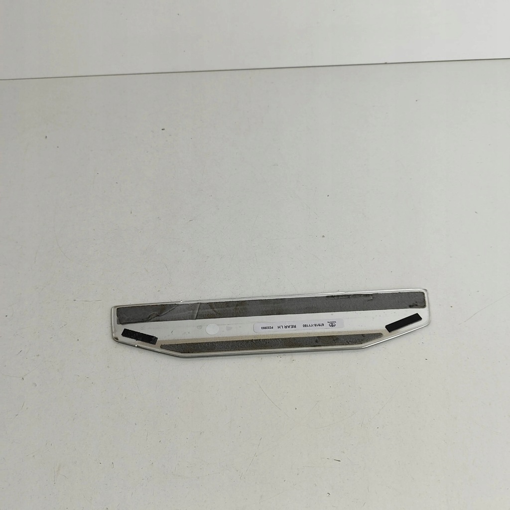 фото №5, Toyota corolla e210 e21 2023 левая сторона молдинг порог задняя