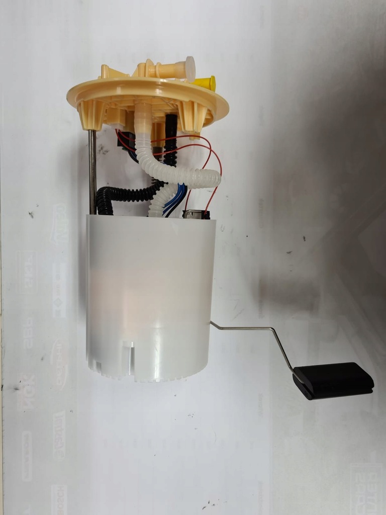 фото №1, Насос топлива w бак renault trafic iii 2,0 d