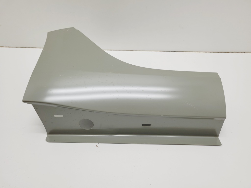 Tesla model 3 highland 23- поріг правий Доставка