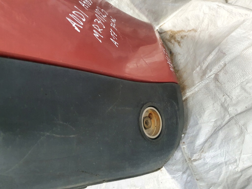 фото №10, Бампер задня audi a4 b5 sedan 94-99r.