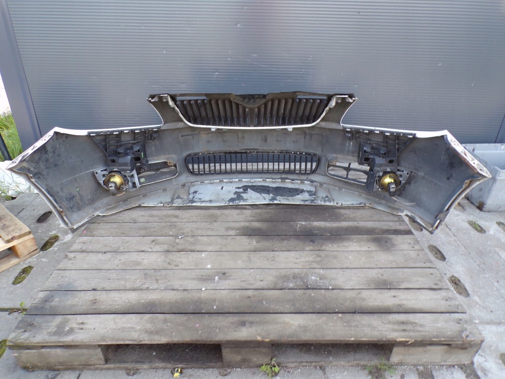 фото №11, Бампер передний перед skoda fabia 2 ii цвет 1026 kompletny