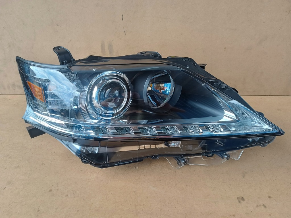 Купить Lexus rx 3 рестайлинг  ксенон led фара правый  идеальная новая