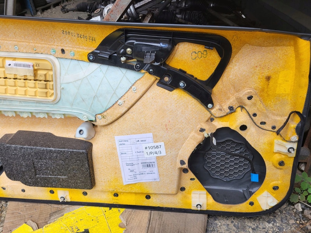 фото №2, Mercedes w203 coupe обшивка двері правий перед