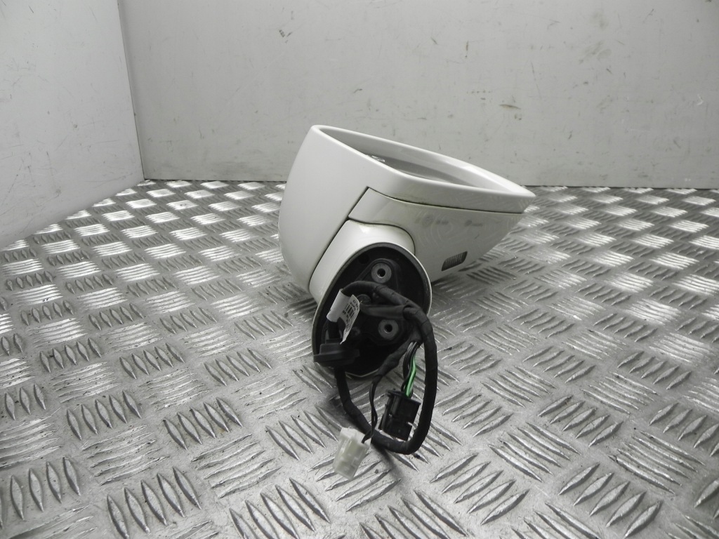 Купити Mercedes slc r172 2019 дзеркало зовнішнє ліва