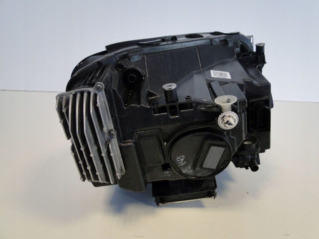 фото №13, Mercedes лампа передня ліва a2479061905 glb 247 x247 led high performance