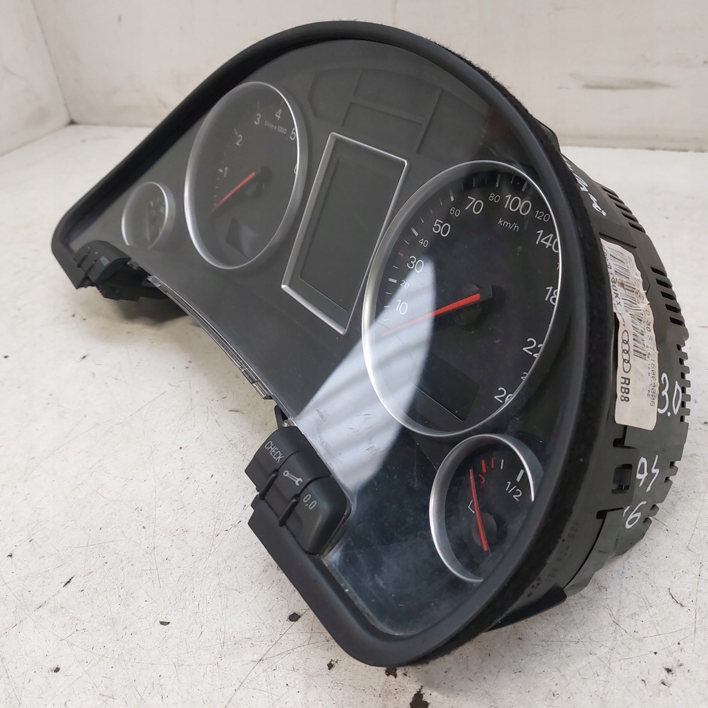 фото №5, Audi a4 b6 3,0b quattro счетчик приборы europa