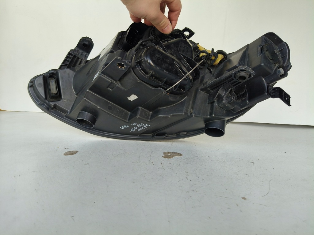 фото №8, Лампа правая фара seat ibiza 6j 6j0 12- lift