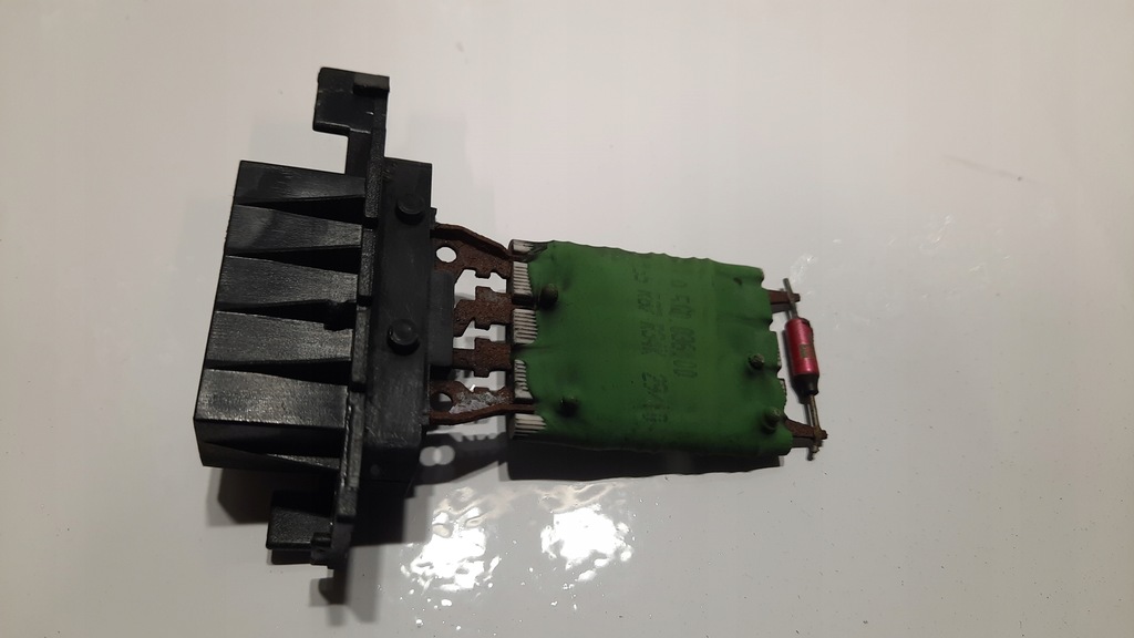 фото №1, Opel corsa d резистор вентилятор 9510036