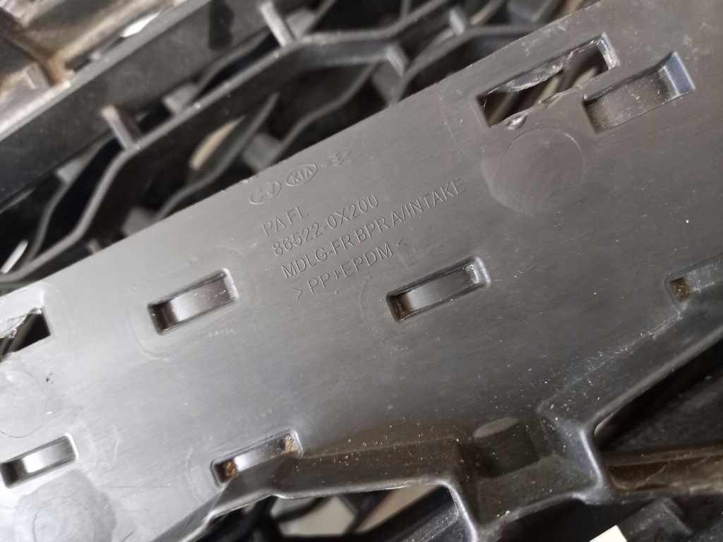 фото №8, Решётка бампера передняя hyundai i10 86522-0x200