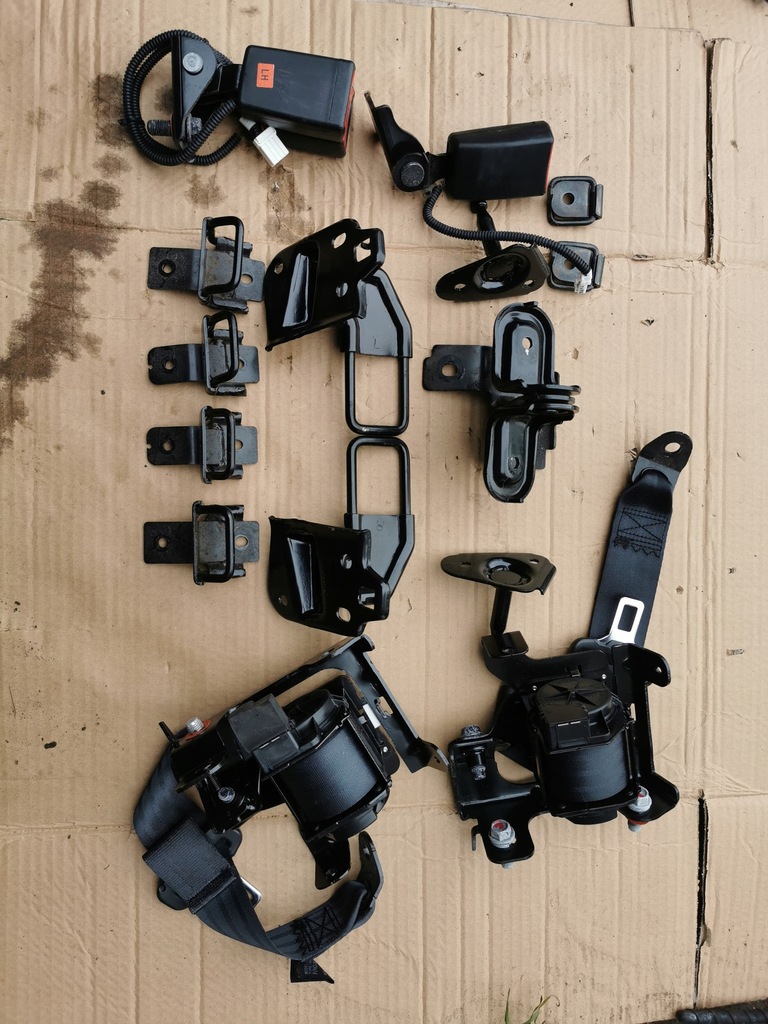 фото №1, Hyundai i30 ii 12- hb крепления сиденье isofix ремни петли комплект