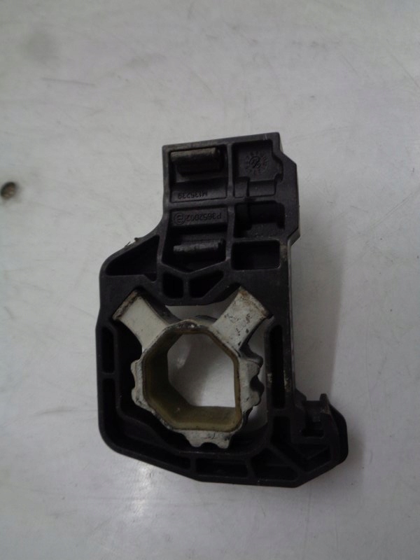 фото №1, Bmw 5 f10 f11 кронштейн радіатора