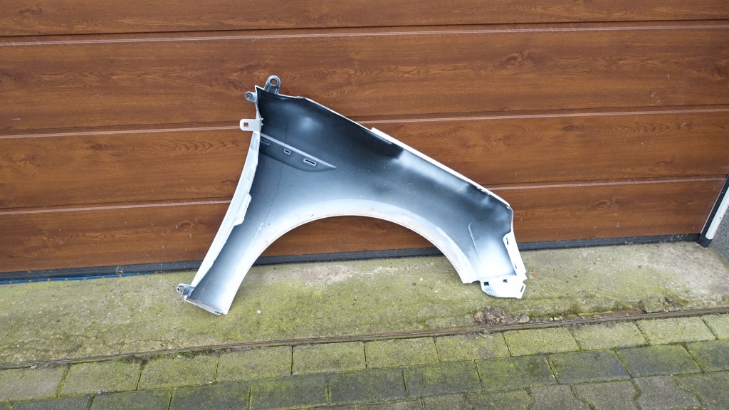 Крыло  перед левое  renault megane iv 4 Оригинал