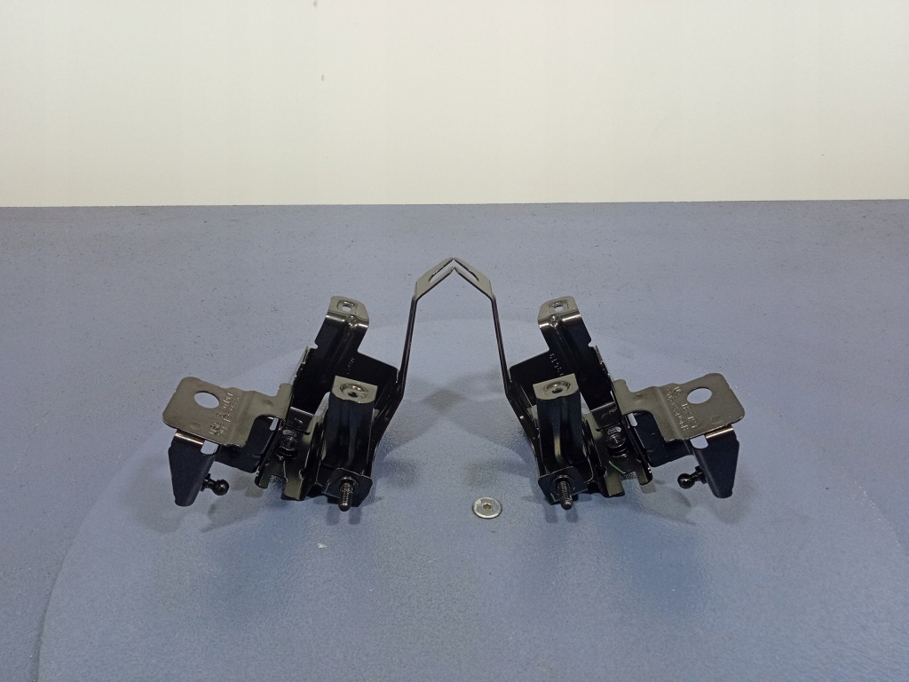 фото №1, Bmw x5 g05 кріплення підлога багажника kpl 7438251 7438252