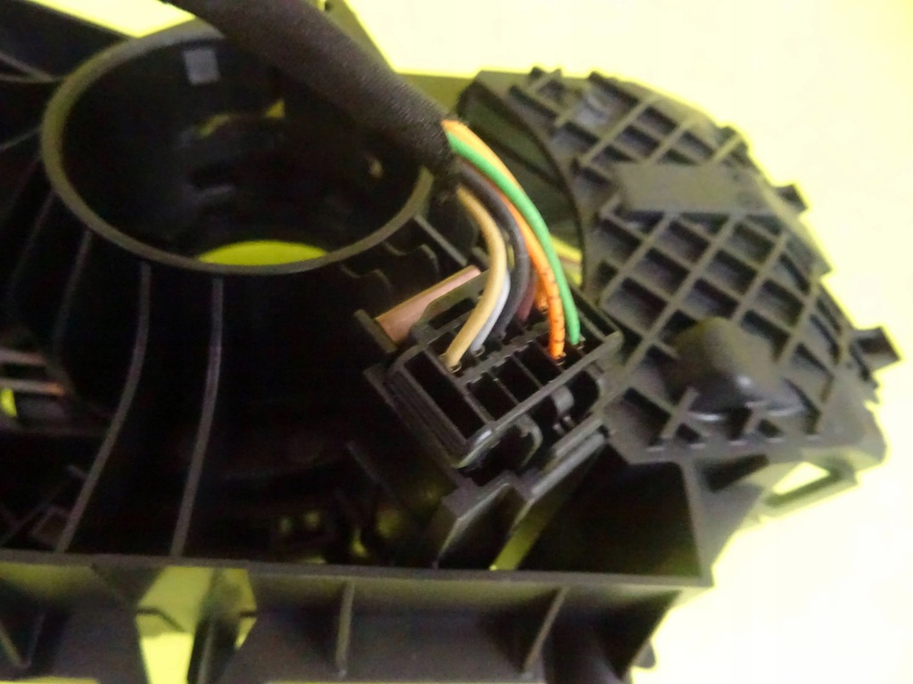 фото №5, Стрічка pod кермо renault clio iii 8200906794 nr354