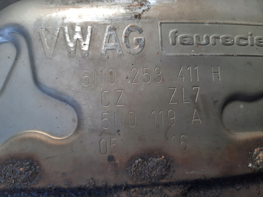 фото №9, Audi q3 8u 2.0tfsi труба выхлопная катализатор гаситель средний конечный