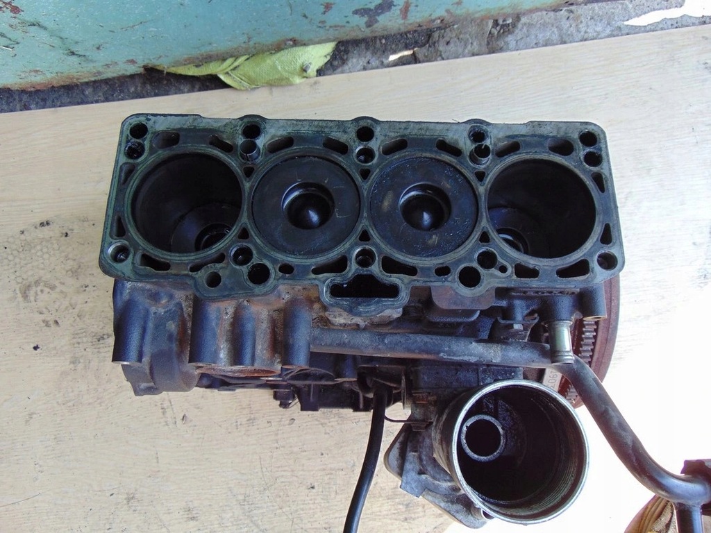 фото №5, Блок двигуна dół kompletny wał audi bre 2.0 tdi