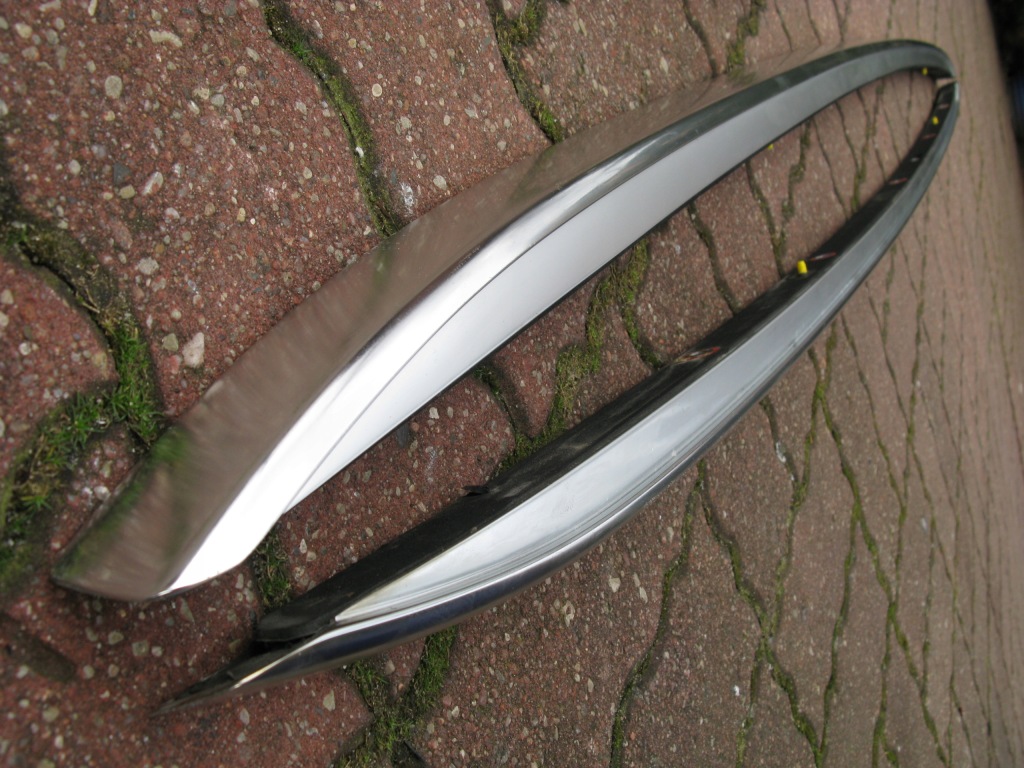 Audi q7 рейлинги кровельные хром 4l0860021-4l0860022 Цена