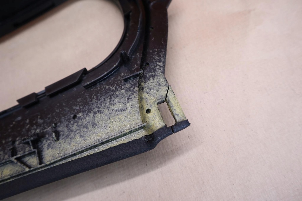 фото №6, Mercedes slk r171 защита накладка подголовник a1716900540