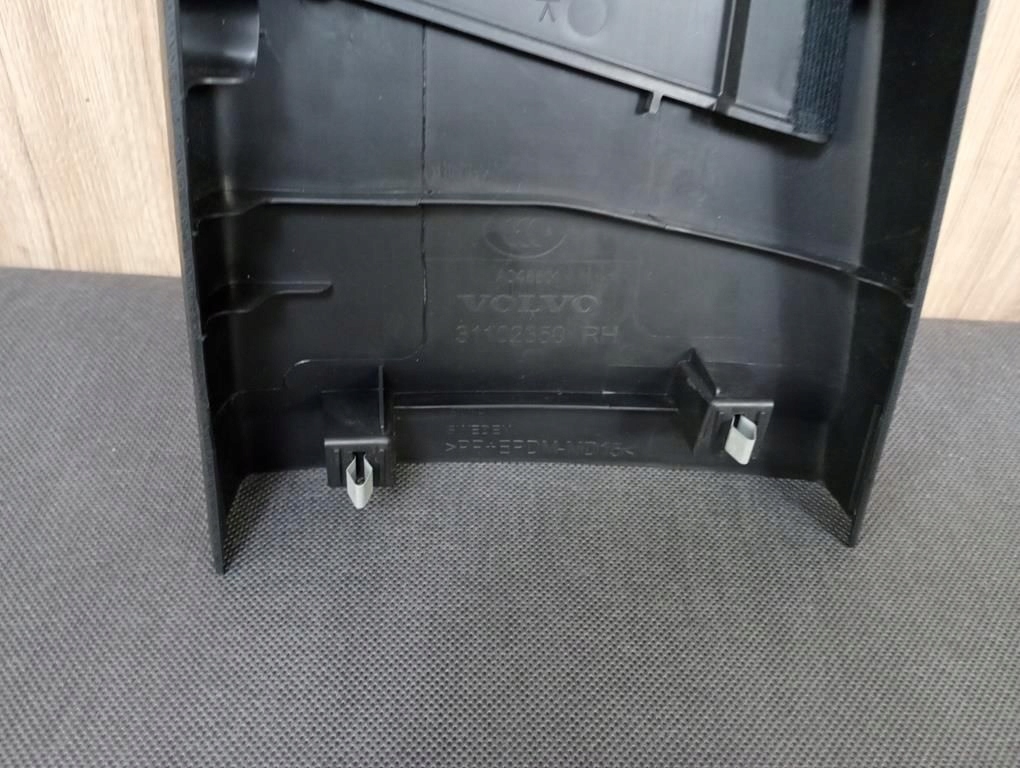 Volvo v40 ii cross country захист права стійка середнього b 31102350 Зі Шроту