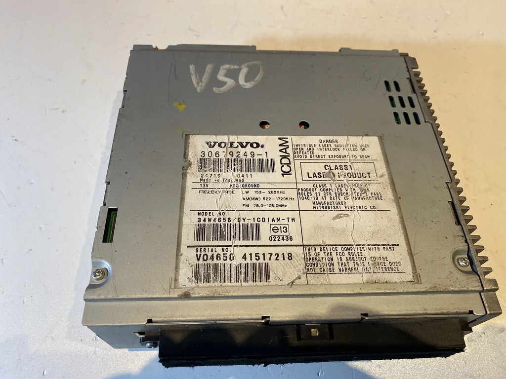 фото №3, Volvo v50 2003 автомобільна магнітола