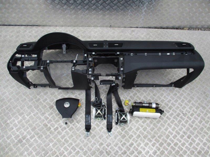 фото №1, Приборная панель консоль подушка безопасности passat 3c0 3c1857003rb