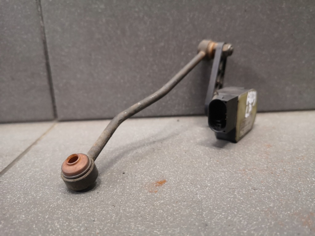 Датчик выравнивание света ксенон левая перед audi a8 d3 4e0941285e Недорого