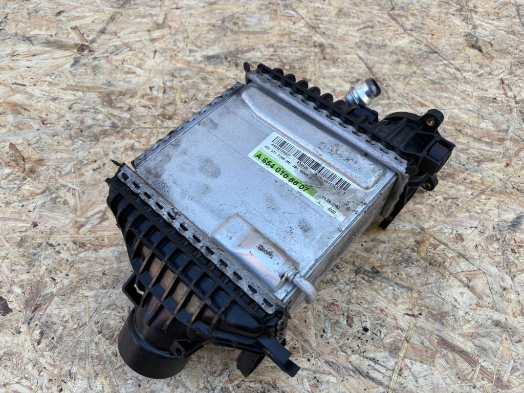 Mercedes интеркулер радиатор a6540904101 2020r в Украине