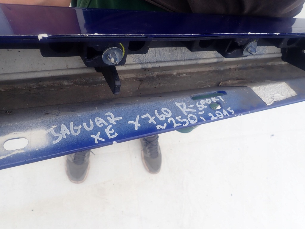 фото №10, Jaguar xf x260 r-sport молдинг порог правая