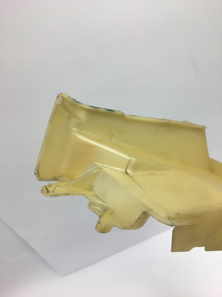 фото №7, Защита замка дверь перед правый mercedes w124 coupe cabrio ce 1247231908