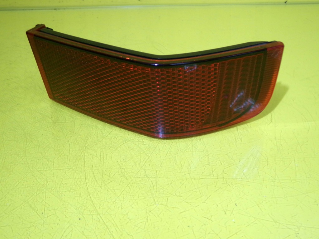 Купить Отражатель бампера правый задний  opel omega b nr79