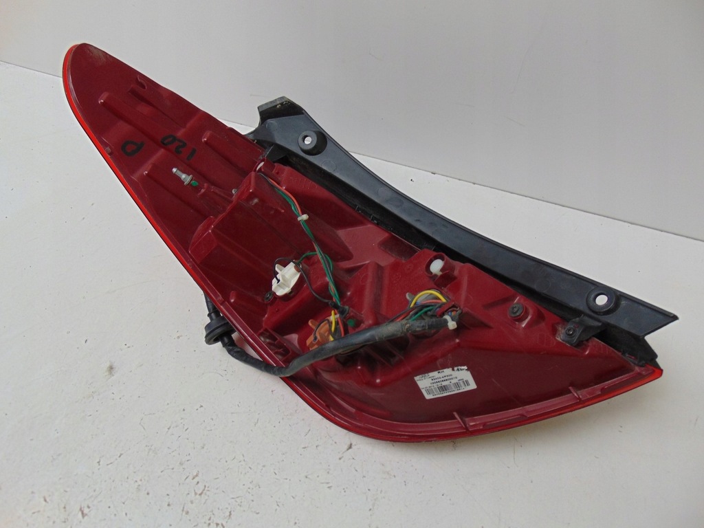 фото №15, Лампа права задня hyundai i20 1 lift 2012-14 92402-4p500 europa