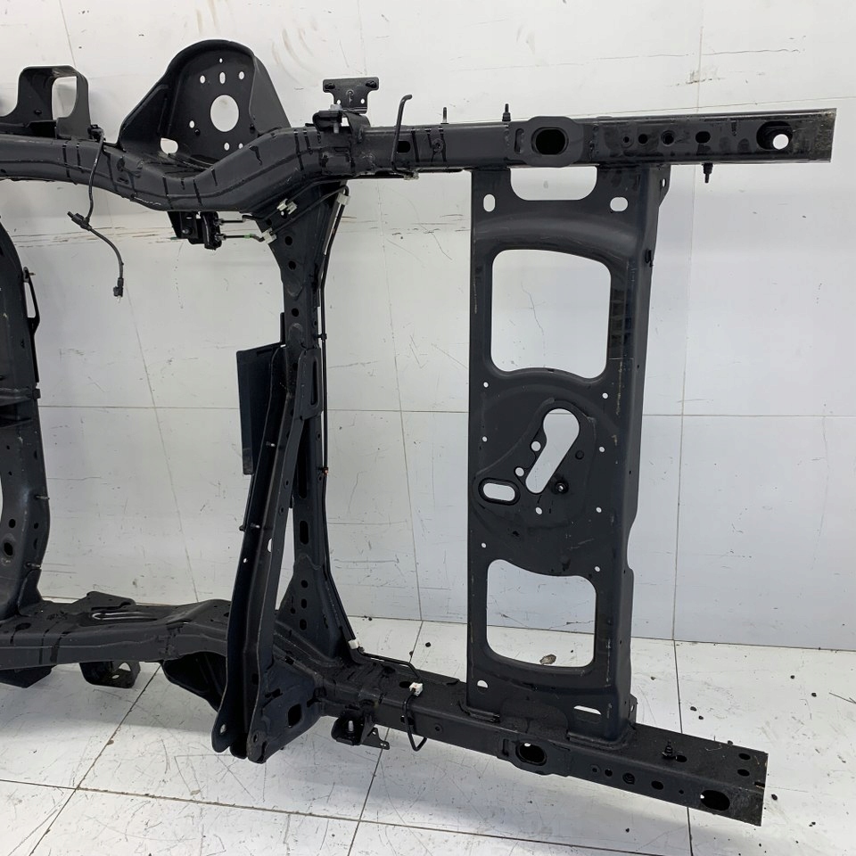 Рама лонжерон задний  балка подрамник подрамник dodge ram v 1500 trx hellcat 6.4v8 24r Оригинал