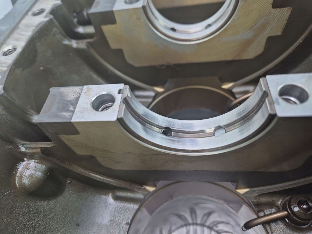 Блок двигателя bmw 5 f10 f11 530i 7558321 n52b30 Оригинал