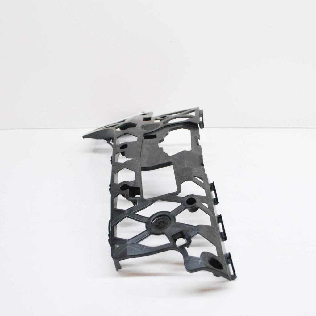 фото №5, Vw passat b7 передняя часть правый бампер guide piece r-line 3aa807178b