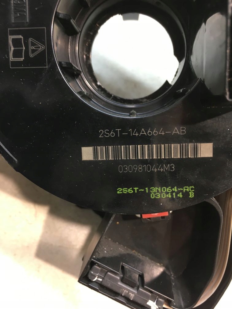 фото №9, Переключатель комбинированный fusion 1s7t13335ae 2s6t14a664ab