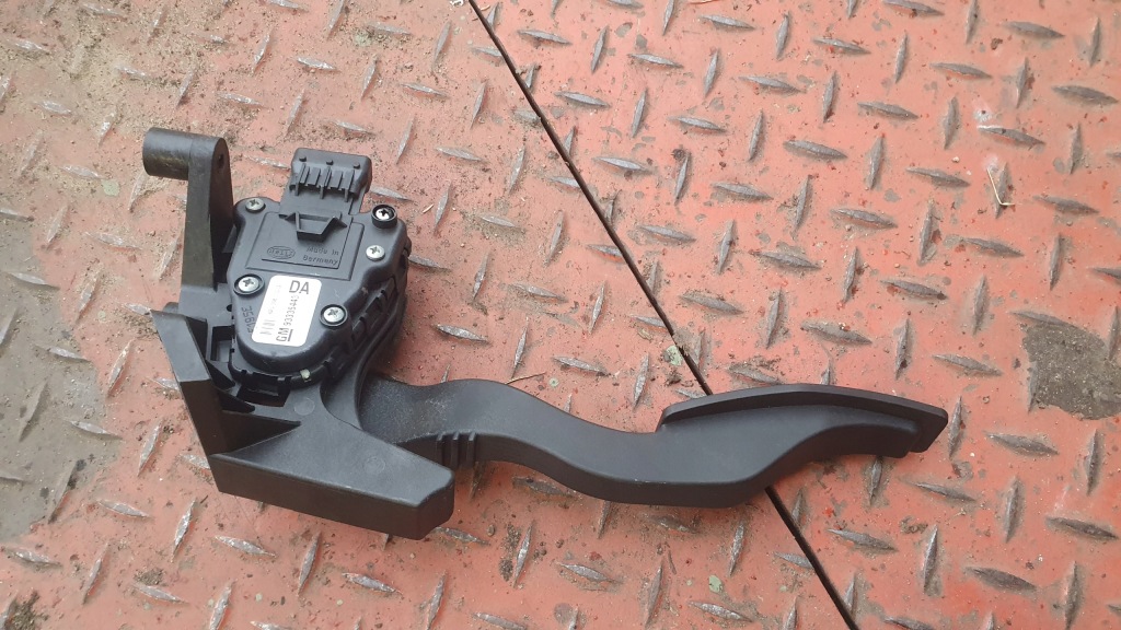 Купить Потенциометр газа педаль opel meriva a 93335443da