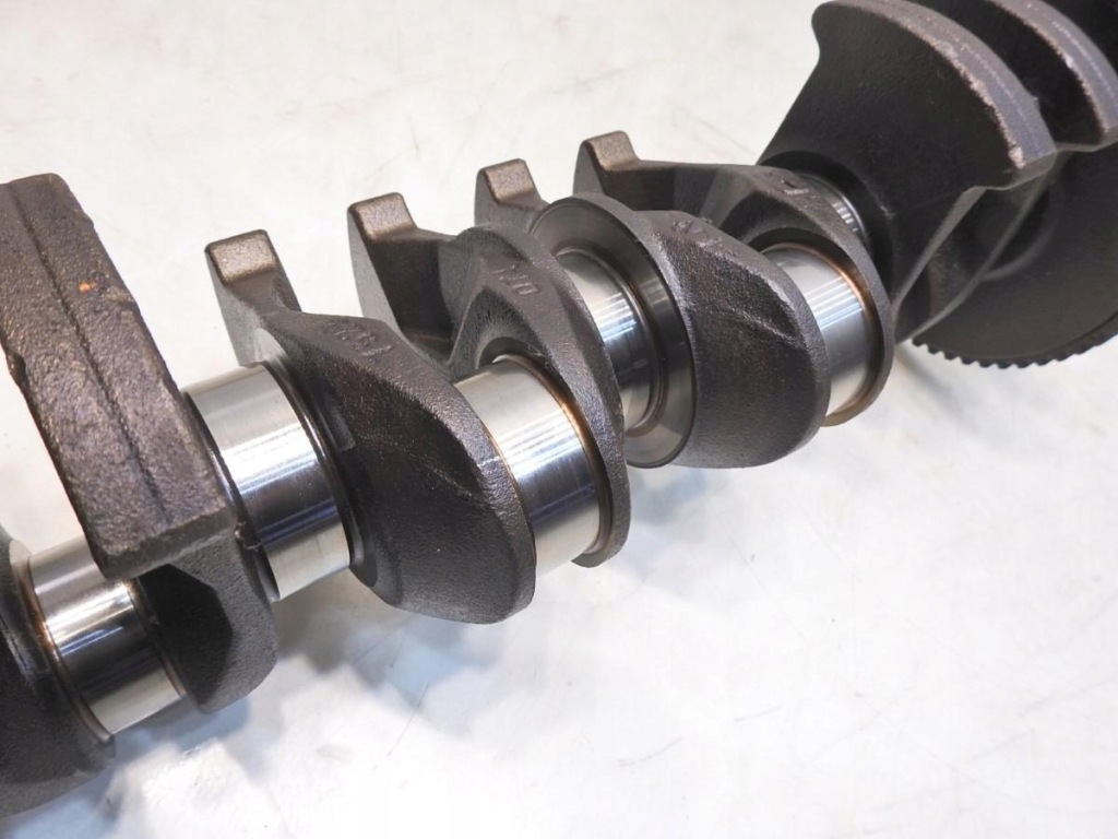 Wał коленчатый bmw e61 2.5i 755328701 с Разборки