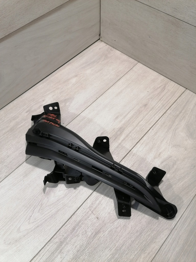 фото №1, Peugeot 308ii молдинг бампер левый перед 9813565177