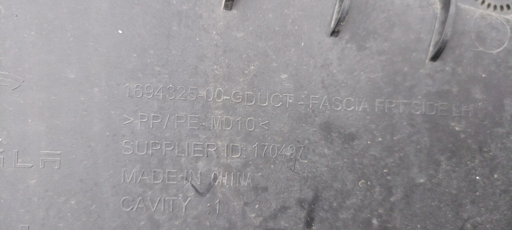 Бампер перед передній tesla model iii 3 ii 2 23-25rok 1781565-12-b оригінал Доставка