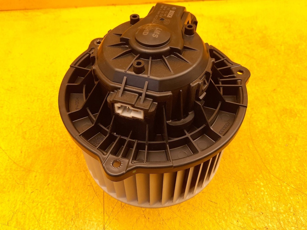 фото №1, Повітродувка вентилятор обігрівача tesla s model s europa f00s3b2441