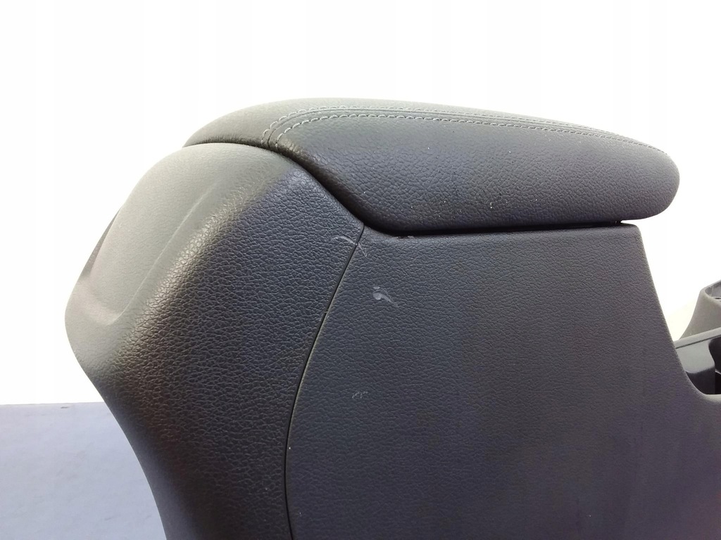 фото №7, Hyundai i30 iii lift туннель средний подлокотник