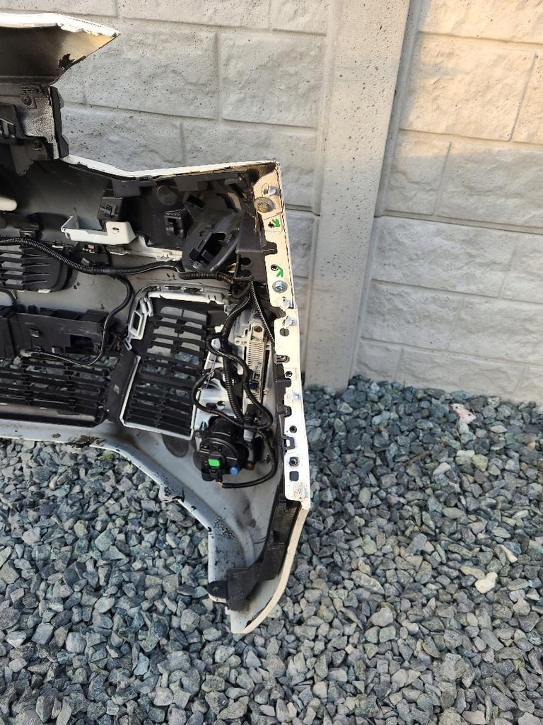 фото №11, Бампер перед kompletny 6 pdc citroen jumpy iv 2016-